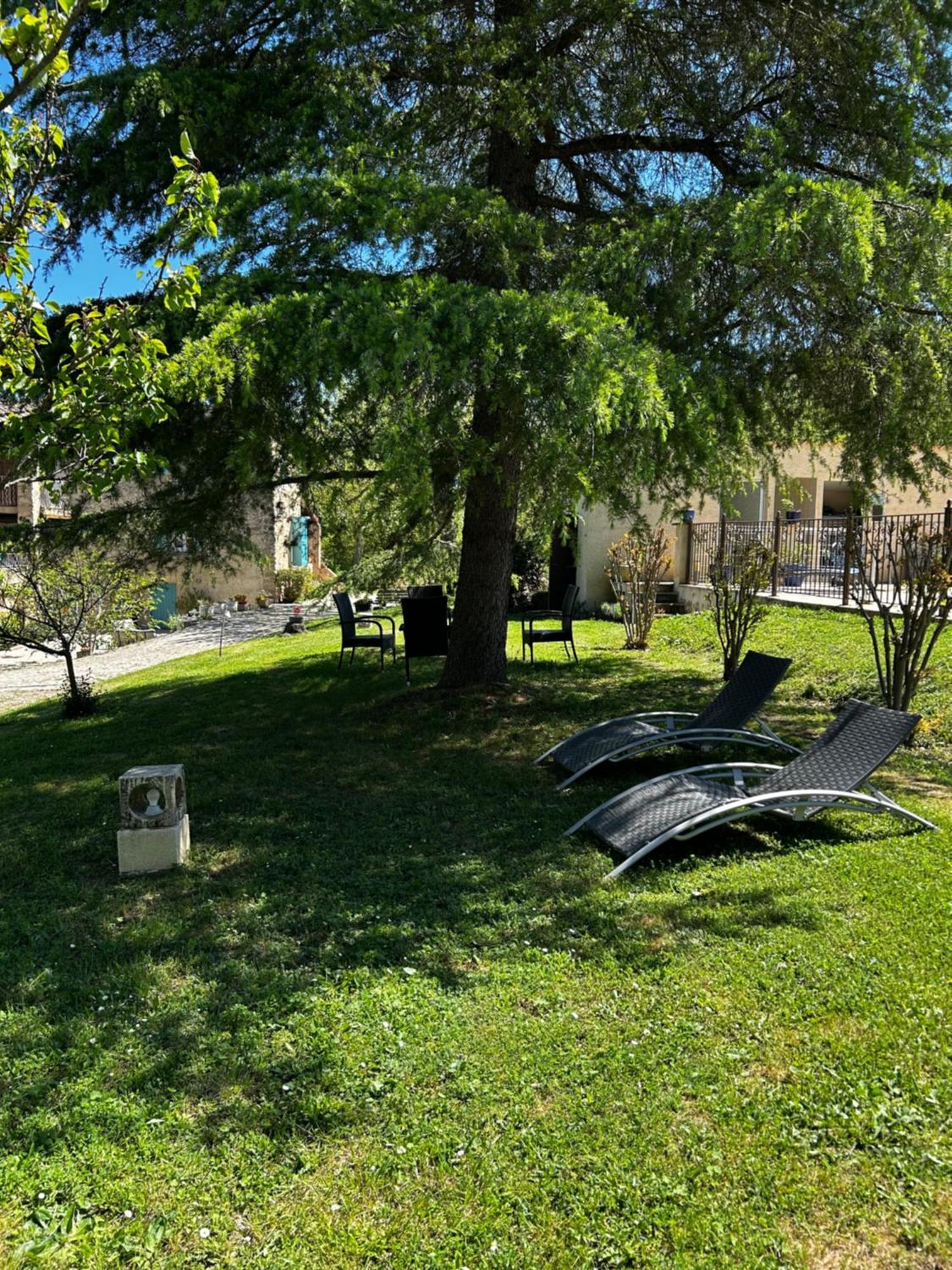 Les Demeures Du Clos Niozelles Exteriér fotografie